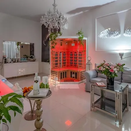 Apartmán Old Town Spa Suite Private Jacuzzi & Sauna For Couples Poznaň