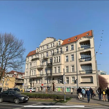Apartmán Old Town Spa Suite Private Jacuzzi & Sauna For Couples