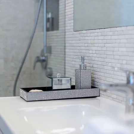 Sensual Luxury Private Jacuzzi&sauna For Couples Appartamento