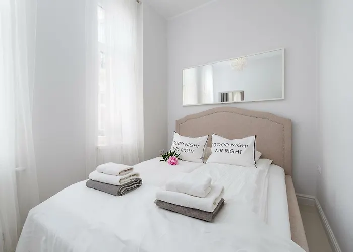 Sensual Luxury Private Jacuzzi & Sauna For Couples Lägenhet